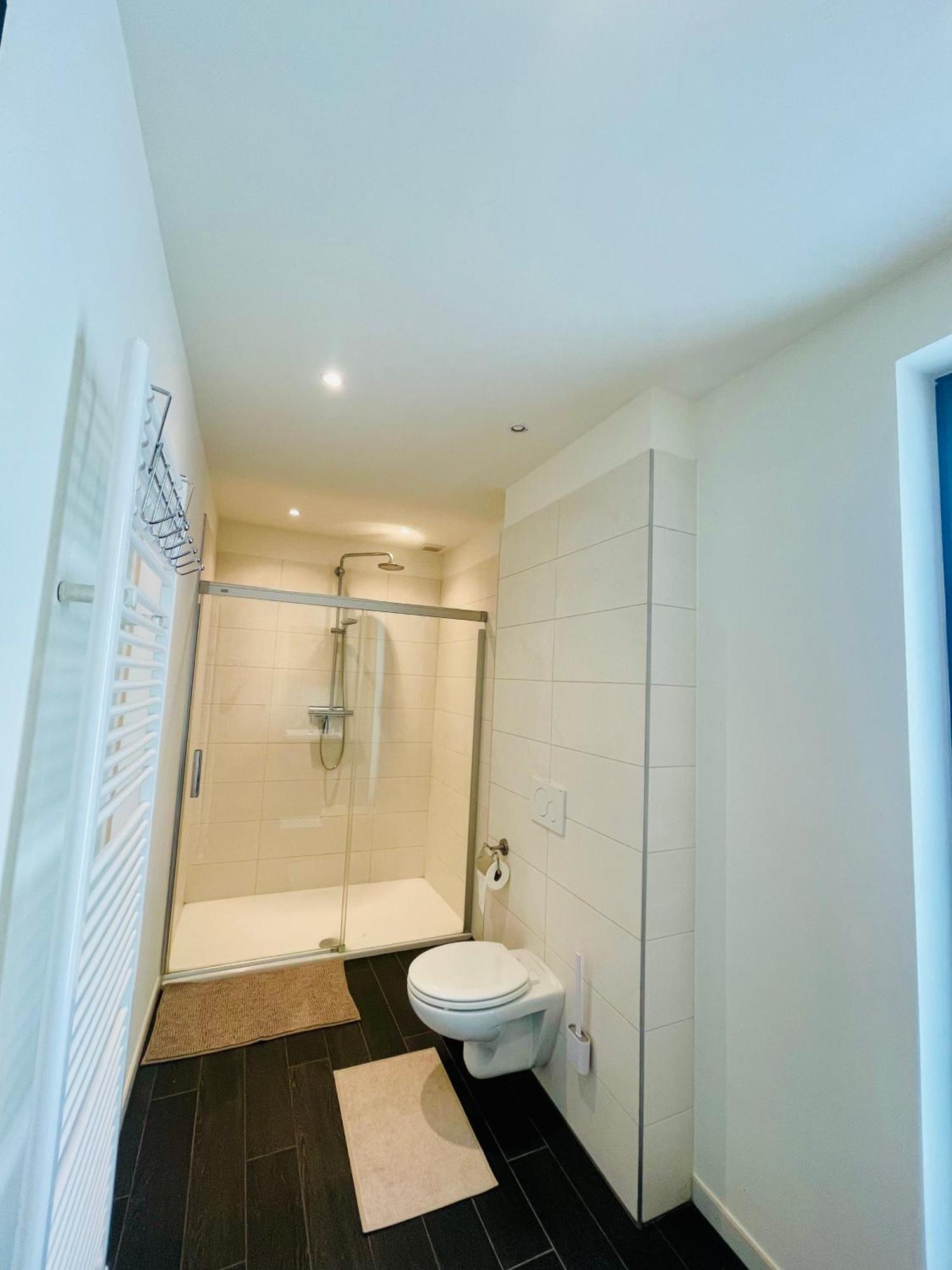 Down Town Spacious Loft Retreat With Private Parking Bruxelles Extérieur photo